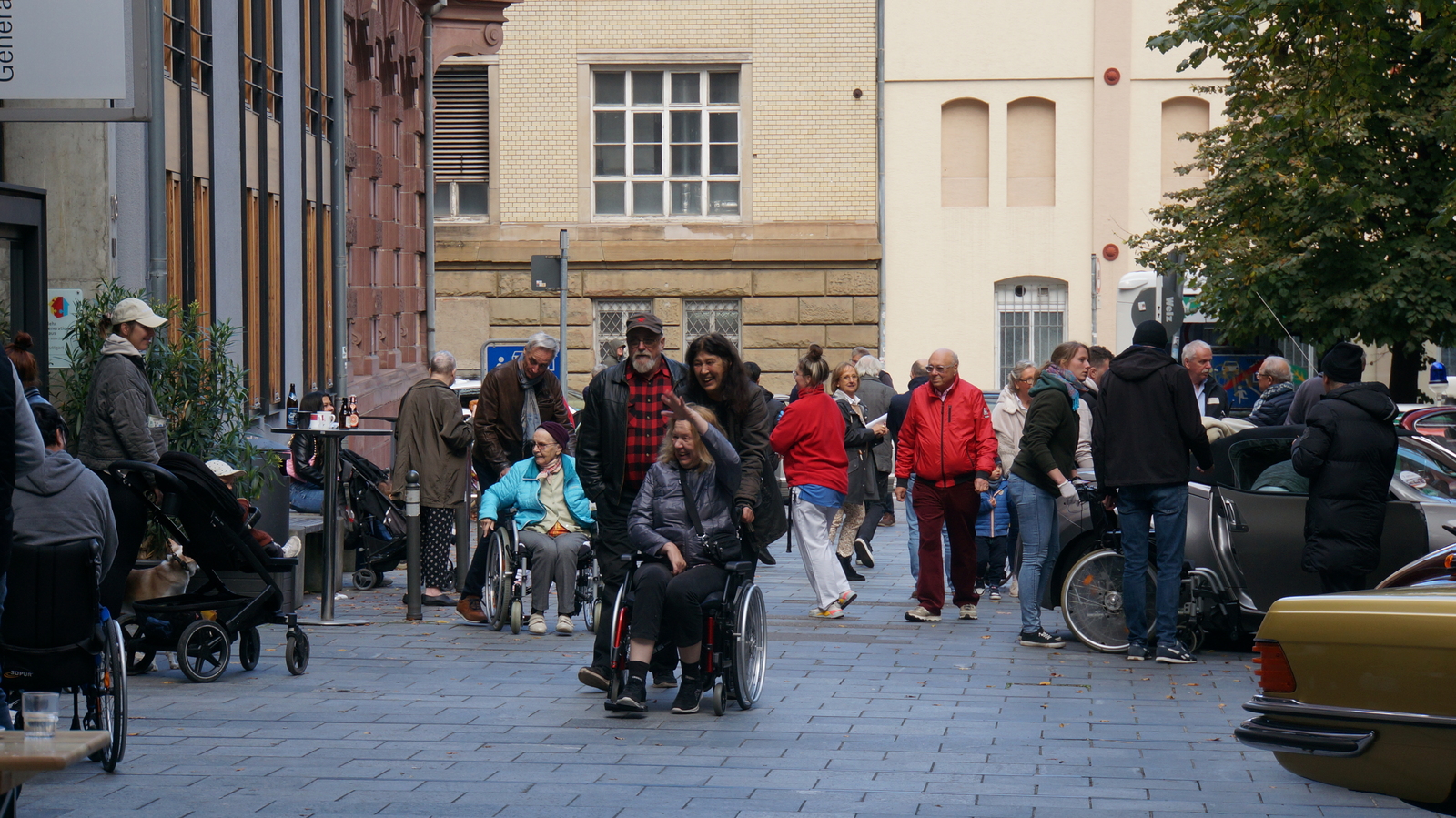 2024, oldtimer, ausfahrt, musik, stuttgart, generationenhaus