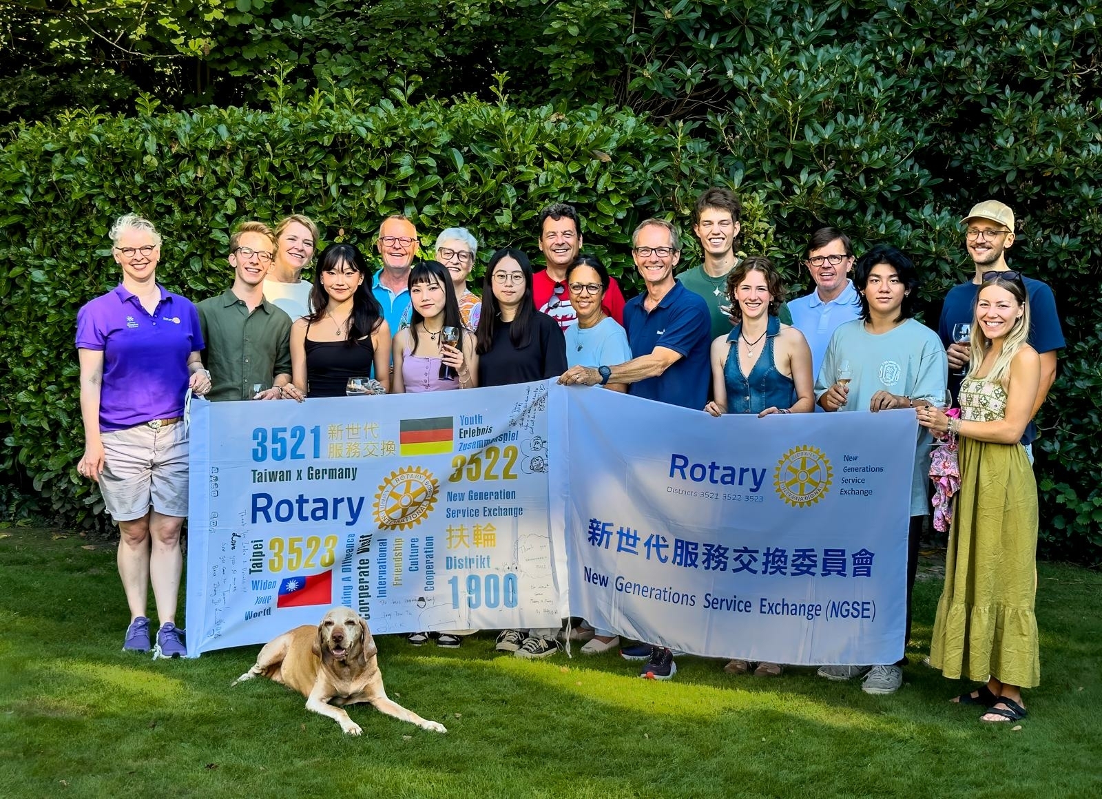 Die beiden Austausch-Teams bei ihrer Reise